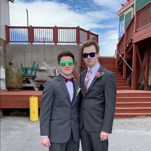 Meet your Posher, Aaron